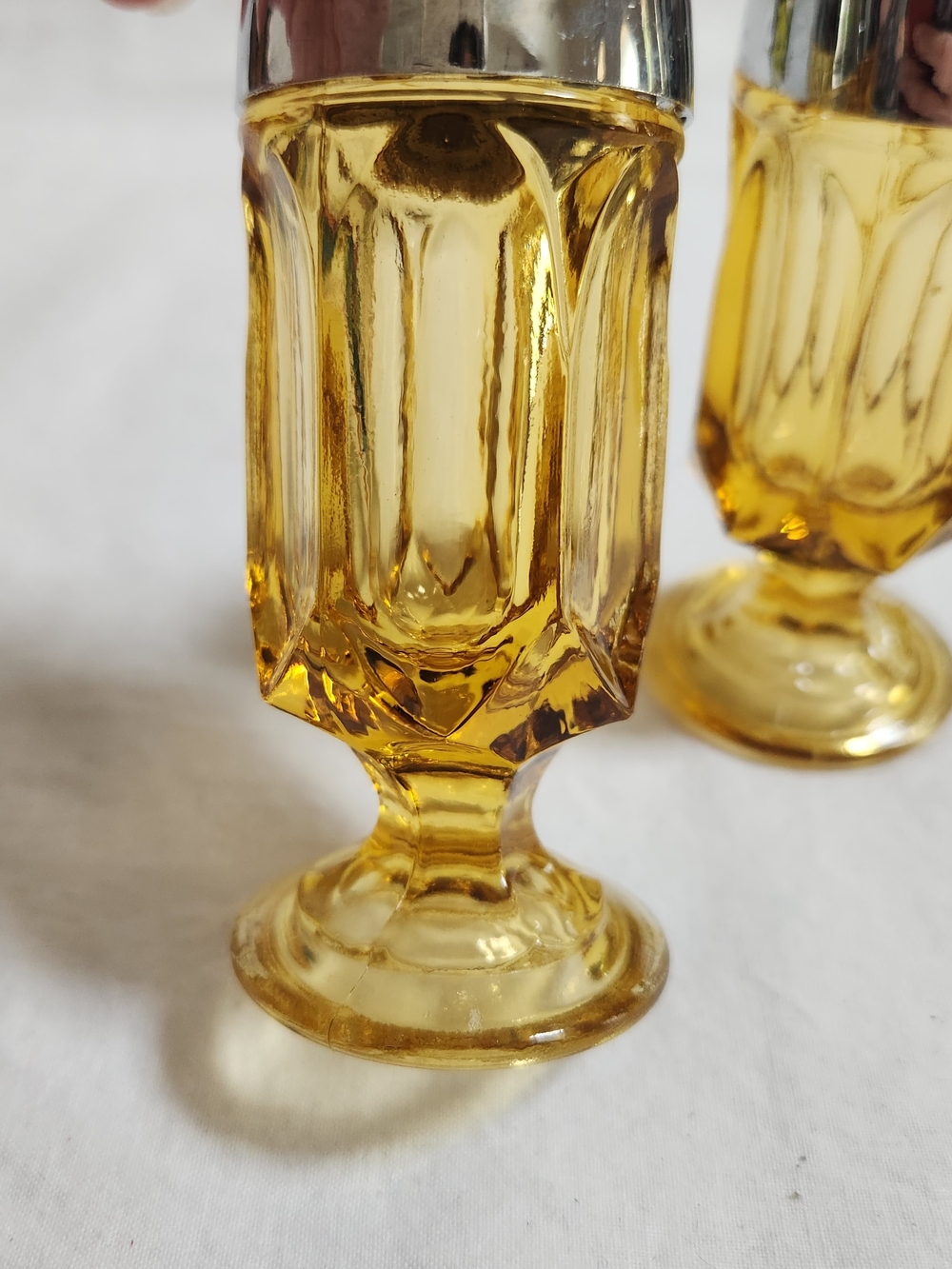 Amber Glass Salt & Pepper Shakers - Picture 4 of 10